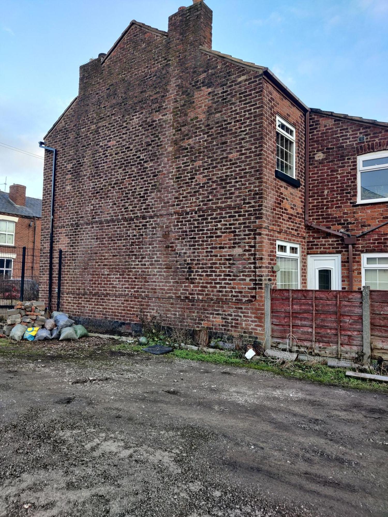 Victorian Semi Detached House Behind The High Street Villa Newton-le-Willows Exteriör bild
